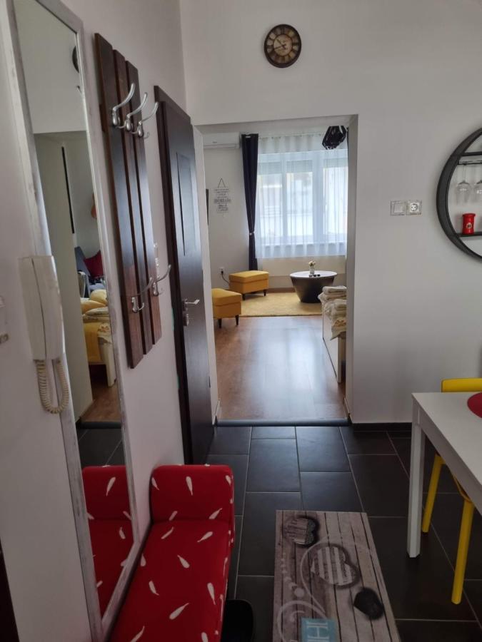 Apartamento Flóra apartman Szeged Exterior foto